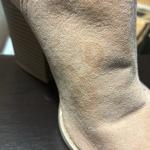 Quips Peeptoe Booties - Picture 2 of 2